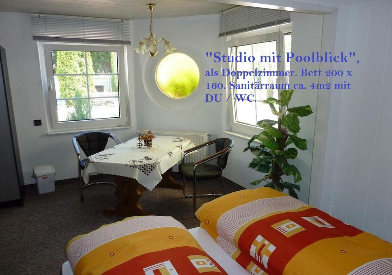 Pension Muench "Am Anger" Neuseusslitz Bagian luar foto